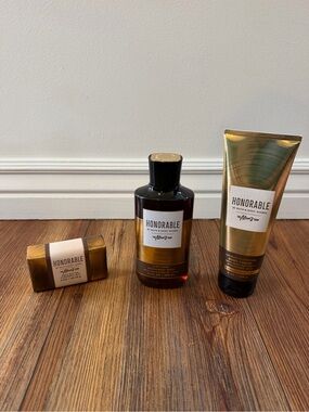 NEW Bath & Body Works Honorable Men Grooming Set — Gold and Black